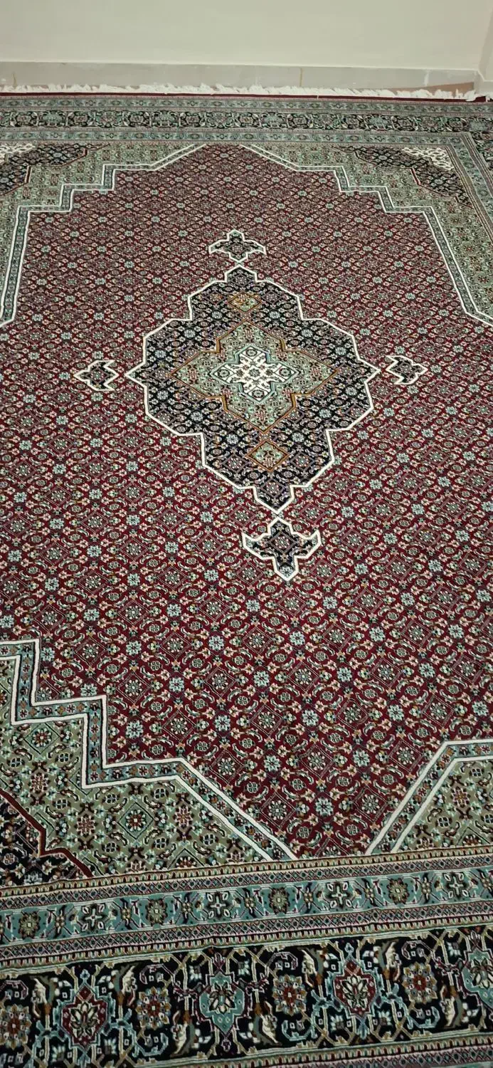 فروش دو عدد فرش 12 متری قیمت مناسب.|فرش|مبارکه, |دیوار