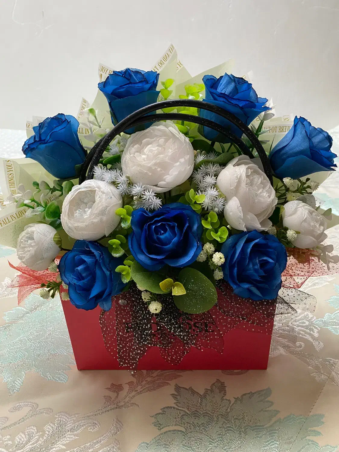 دو عدد گل|گل مصنوعی|اراک, |دیوار