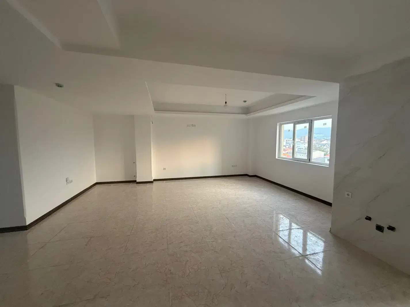 فروش آپارتمان ۱۰۰ متری نوساز ویو جنگل بینظیر|فروش آپارتمان|چالوس, |دیوار