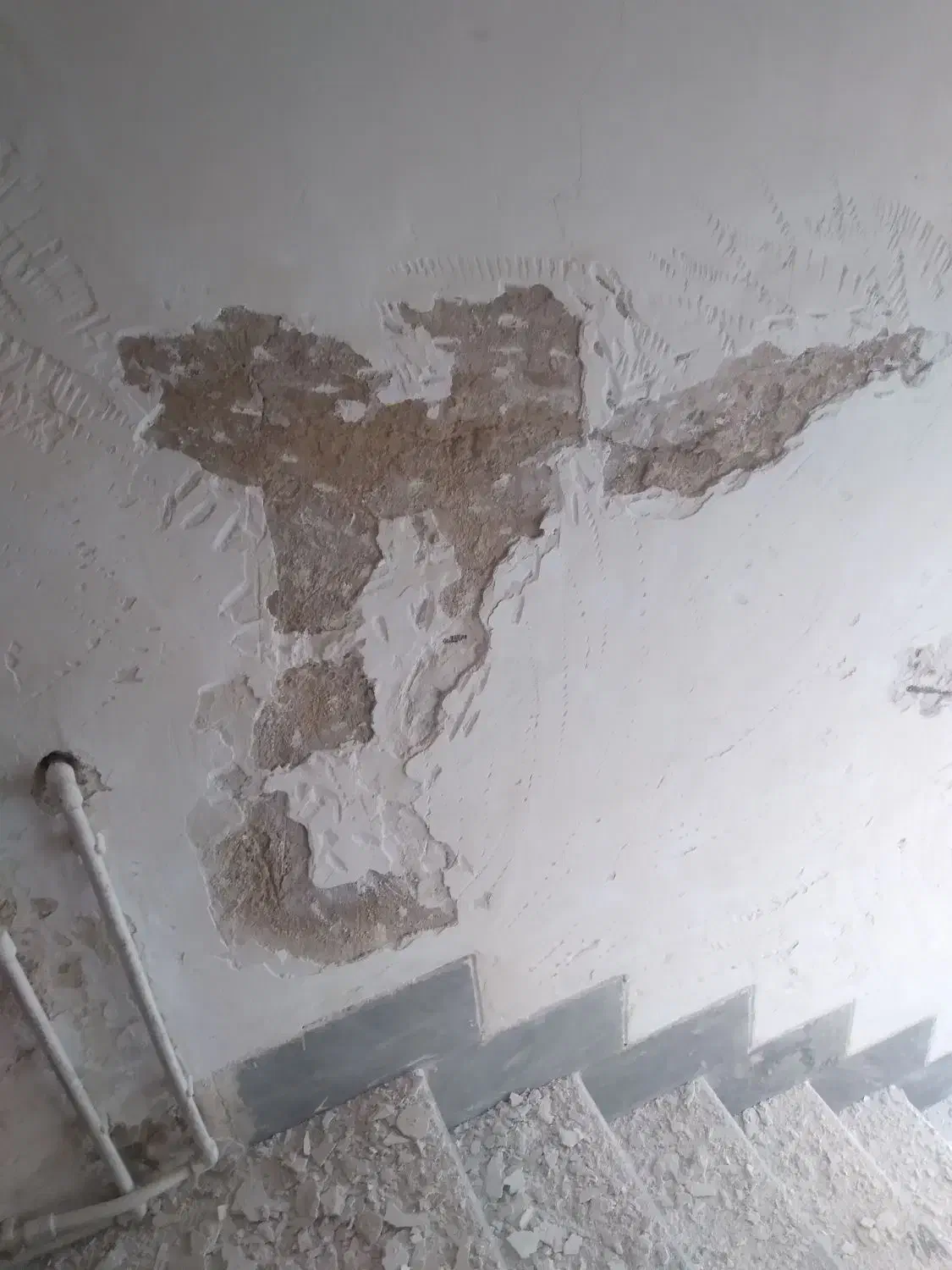 گچ کاری و لکه گیری با بهترین کیفیت|خدمات پیشه و مهارت|موگوئی, |دیوار