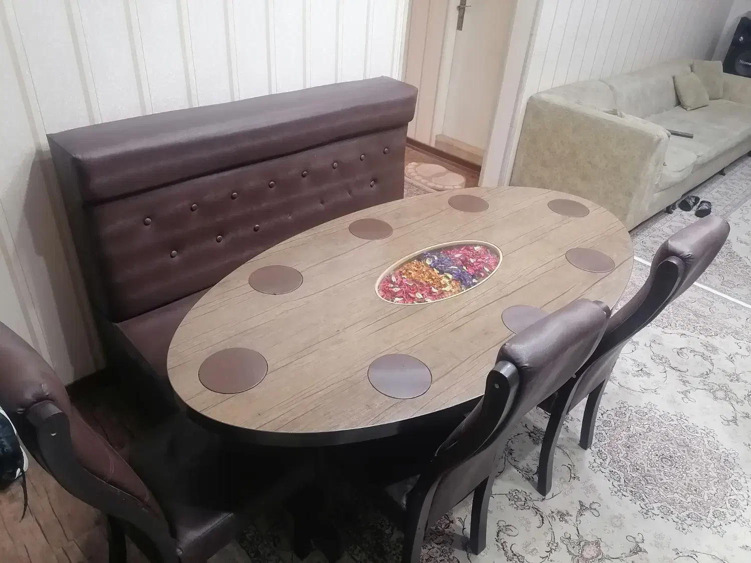 میز ناهار خوری 8 نفره|میز و صندلی غذاخوری|اسلام‌شهر, شهرک واوان|دیوار