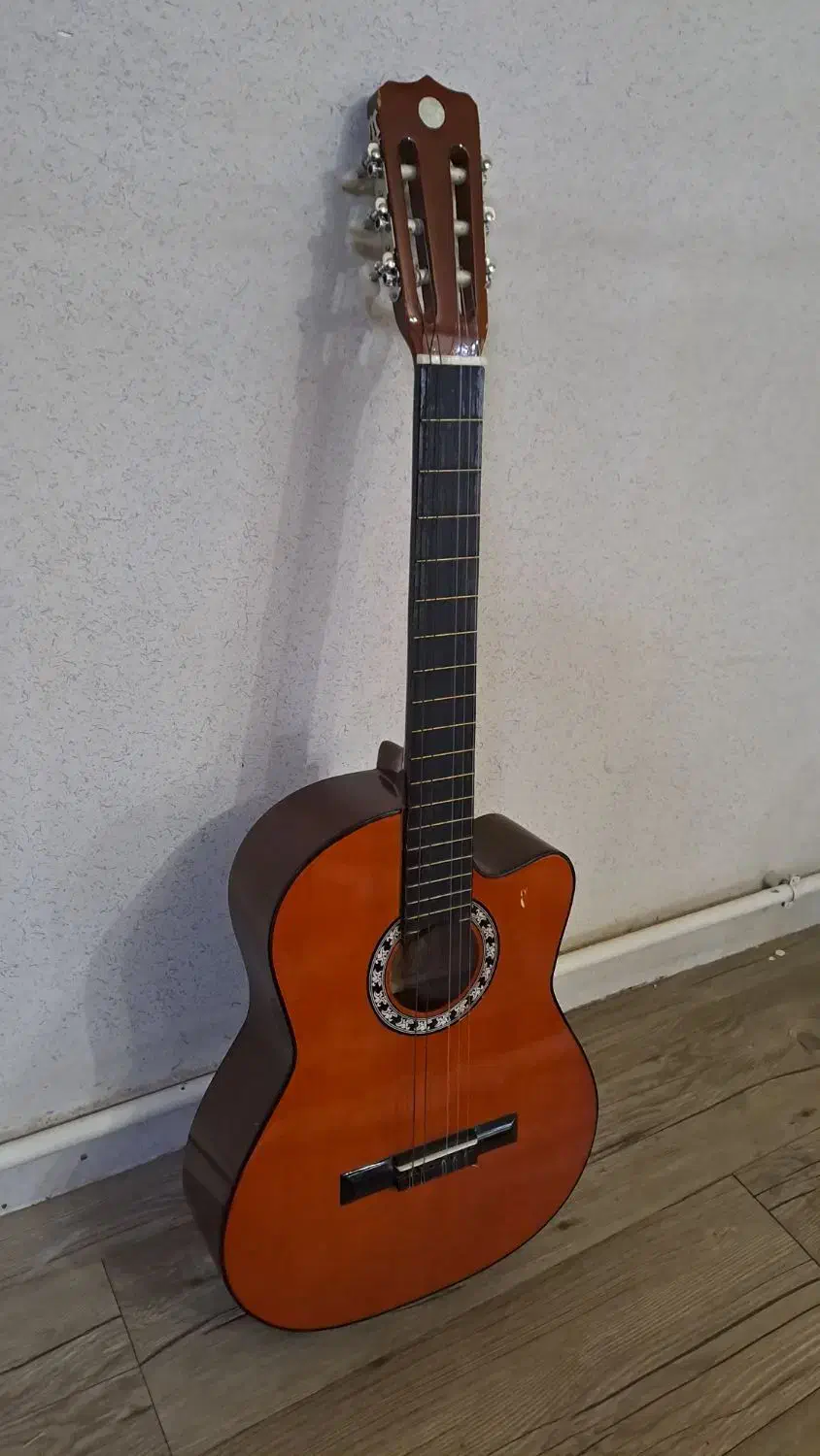 گیتار کینگ مدل K2|گیتار، بیس، امپلیفایر|تکاب, |دیوار