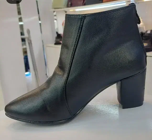 انواع کیف وکفش باتنوع بالا زیرقیمت|کیف، کفش، کمربند|لاهیجان, انقلاب|دیوار