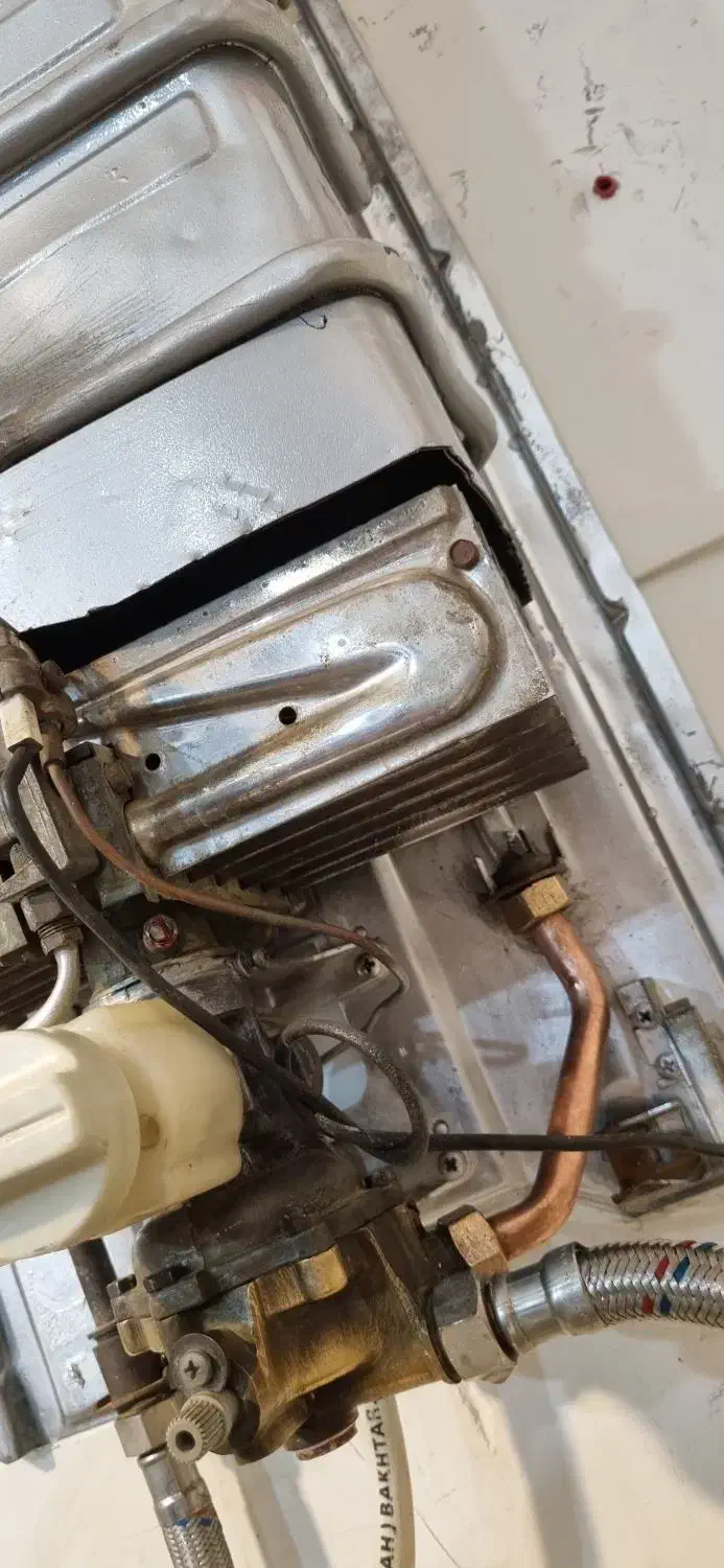 آبگرمکن دیواری کوچک|آبگرمکن، پکیج، شوفاژ|تبریز, |دیوار