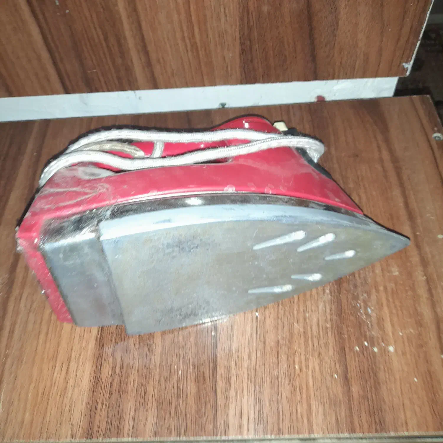 اتو لباس|اتو و لوازم اتو|شیروان (خراسان), |دیوار