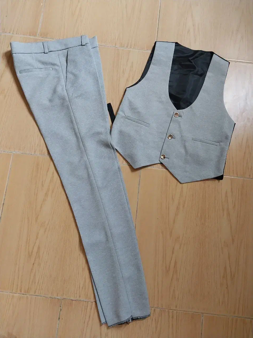 کت شلوار پسرانه با کیفیت نو|لباس|رشت, کوی حسینی|دیوار