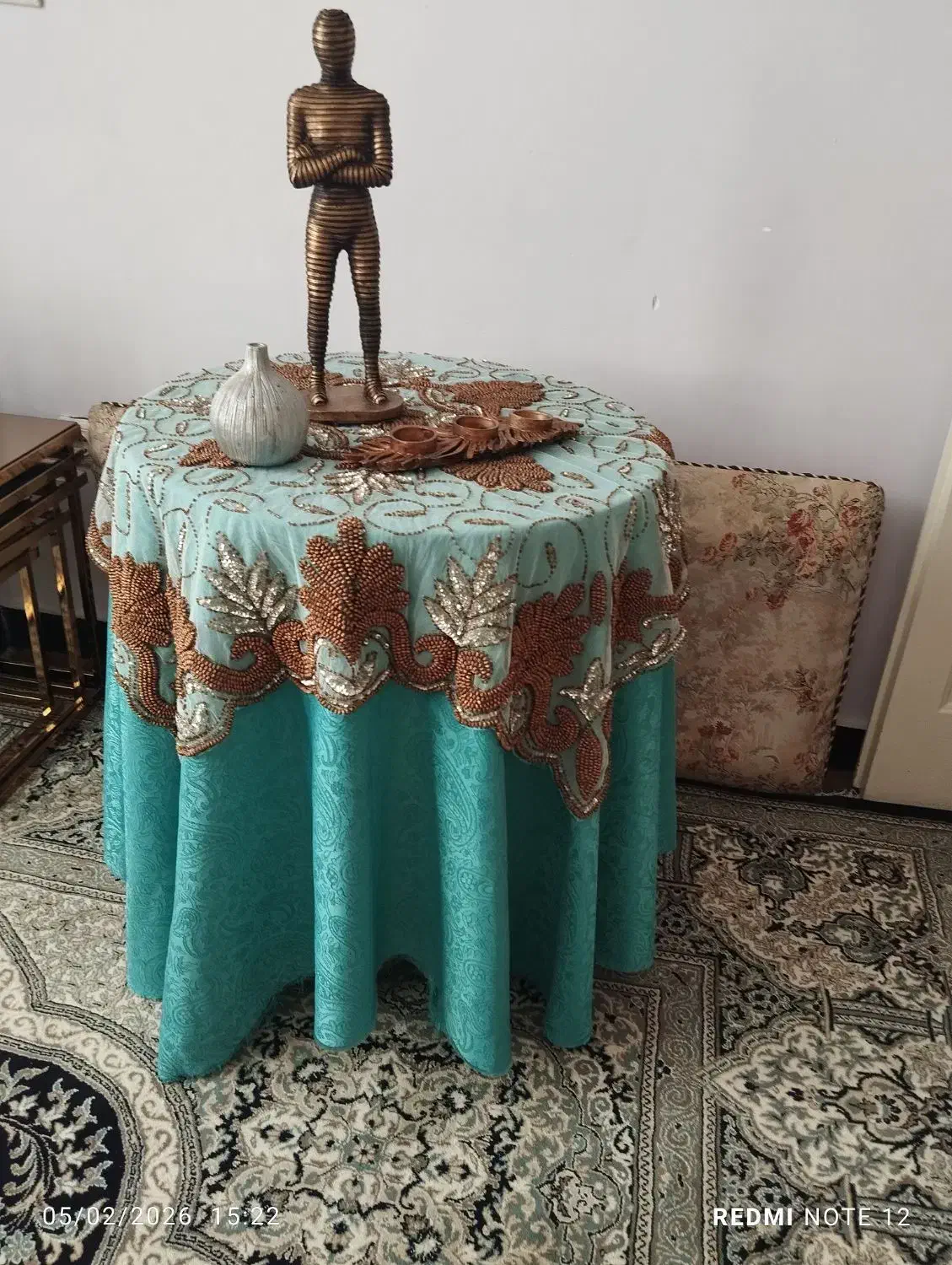 میز خاطره|میز و صندلی غذاخوری|ایلام, |دیوار