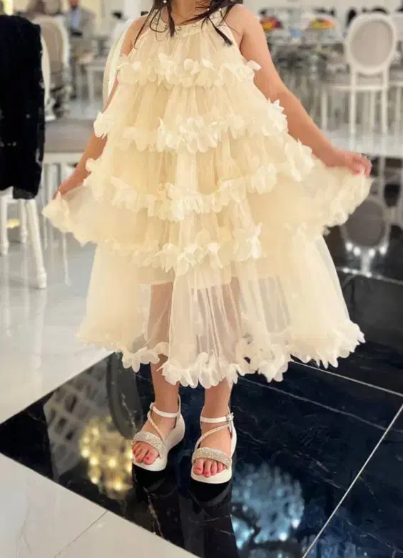 پیراهن و کفش مجلسی|کفش و لباس بچه|بهشهر, |دیوار