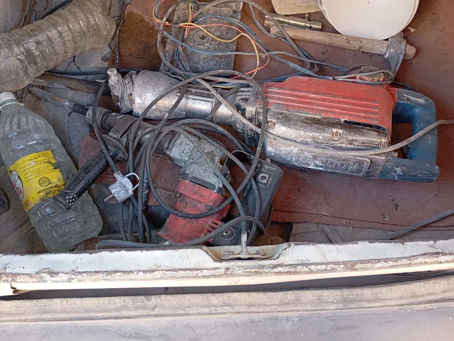 کنده کاری و تخریب با پیکور|خدمات پیشه و مهارت|زابل, |دیوار