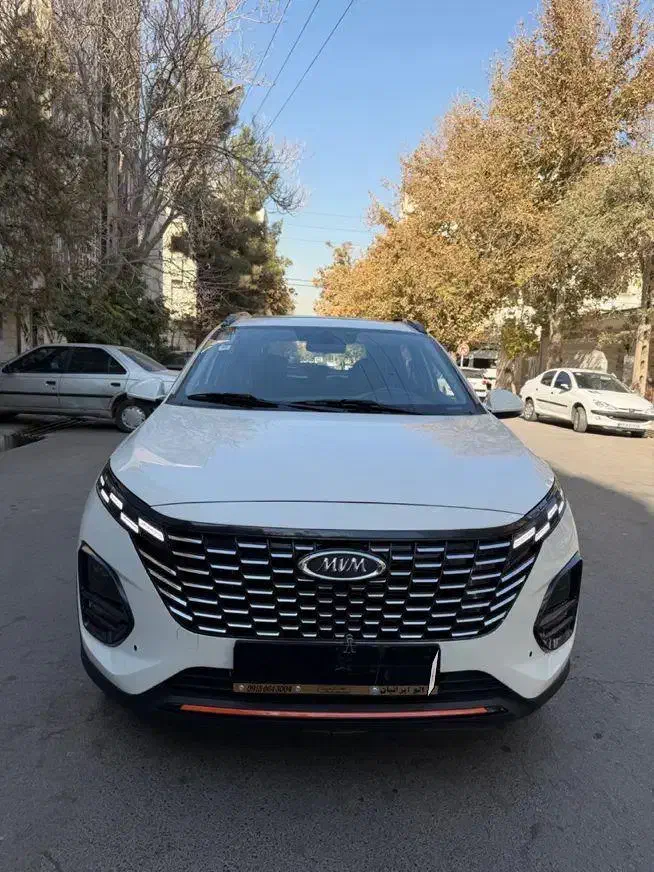 ام وی ام ایکس33 کراس دنده سفید|خودرو سواری و وانت|مشهد, امام خمینی|دیوار