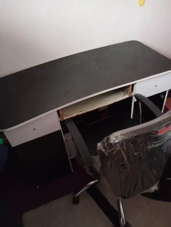 میز و صندلی|میز تحریر و کامپیوتر|گرگان, |دیوار