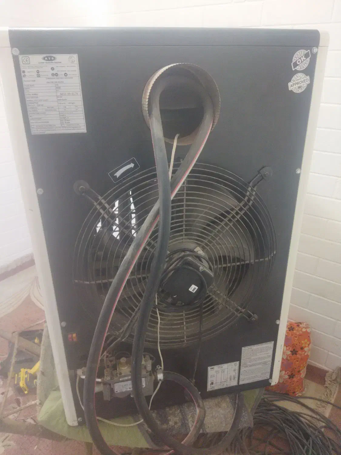 هیتر گازی ۶۵۰ درحد نو|بخاری، هیتر، شومینه|شبستر, |دیوار