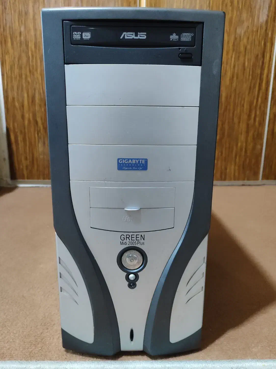 کیس گرین ۲هسته رم ۸ ddr3 هارد ۵۰۰ گرافیک ۱|رایانه رومیزی|چالوس, |دیوار