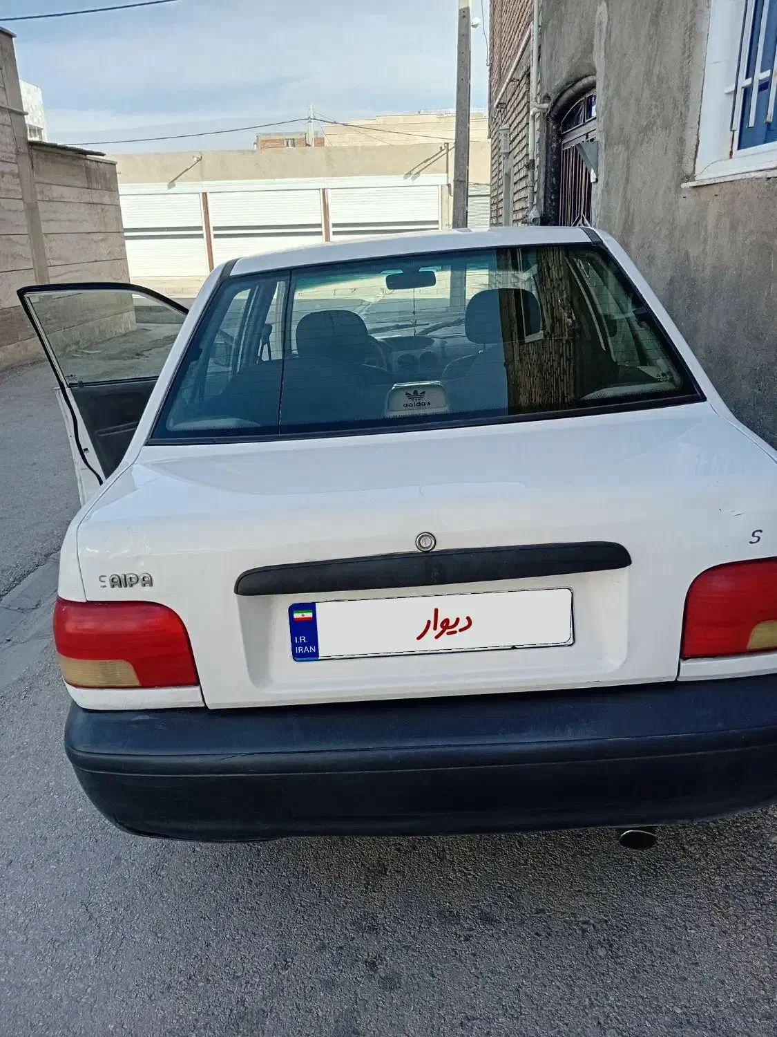 فروشی|خودرو سواری و وانت|قروه, |دیوار