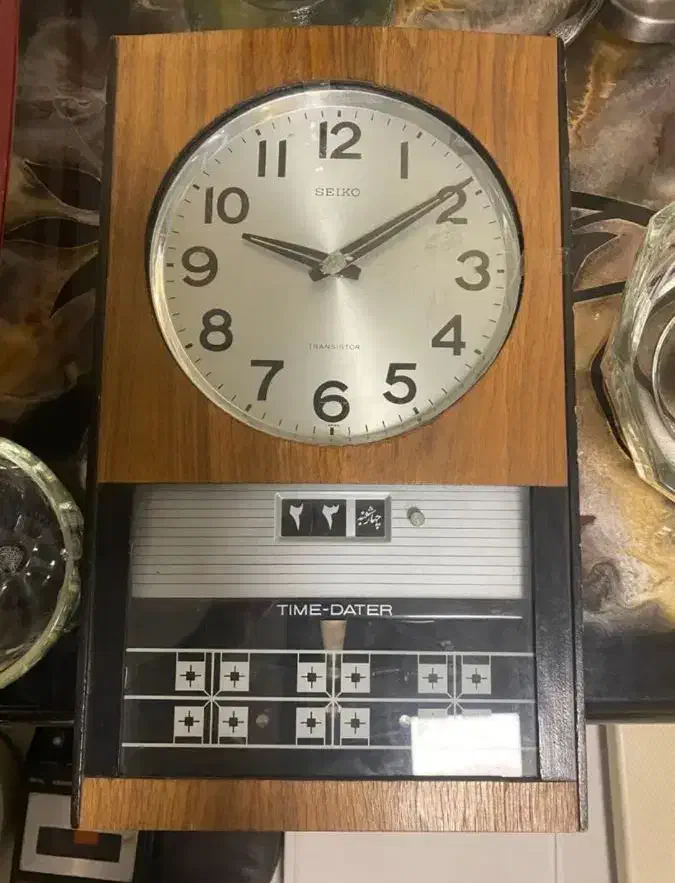 ساعت دیواری seico5 قدیمی|ساعت دیواری و تزئینی|شیراز, شهرک ایثار|دیوار