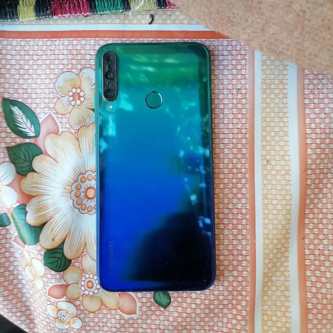 هواوی Y7p حافظه 64 رم 4 تمیز و سالم|موبایل|نجف‌آباد, باهنر|دیوار