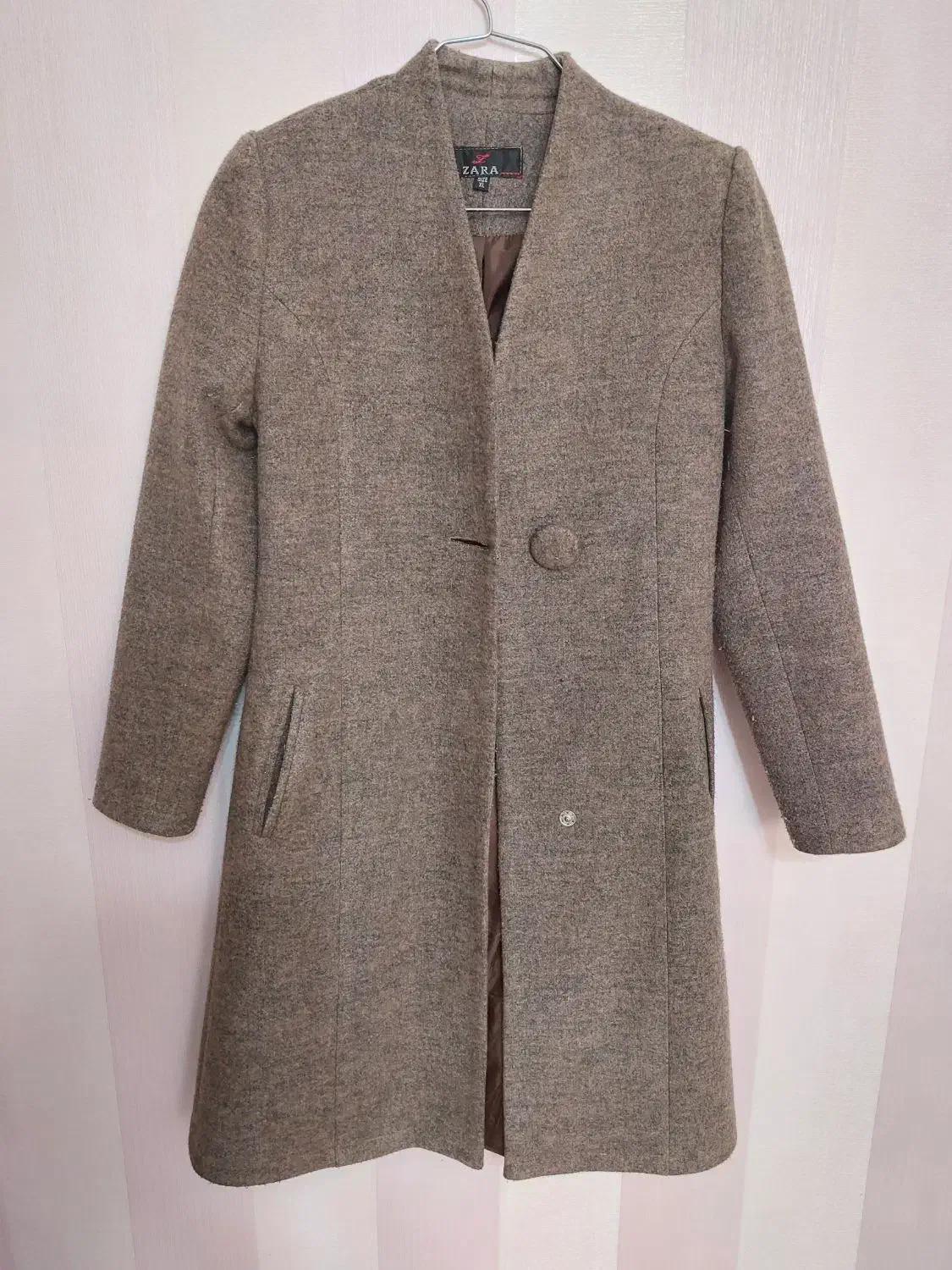 پالتو|لباس|شیراز, دشت چنار|دیوار