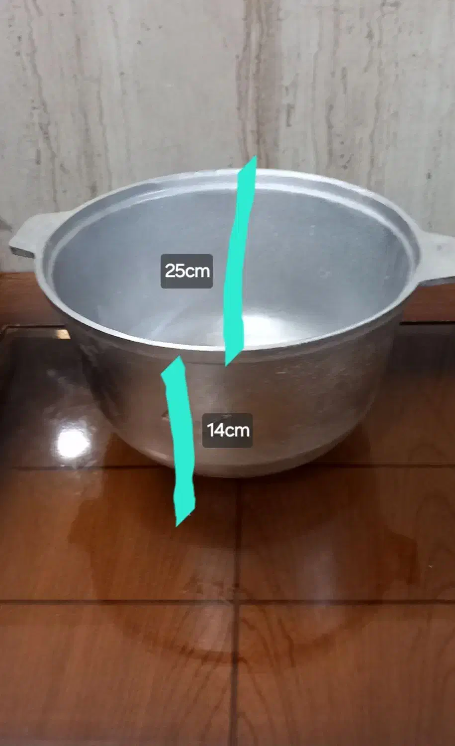 قابلمه چدن ترکمنستان|ظروف پخت‌وپز|ملک‌آباد, |دیوار