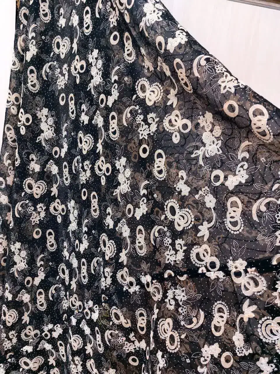 چادر رنگی مجلسی|لباس|برخوار, |دیوار