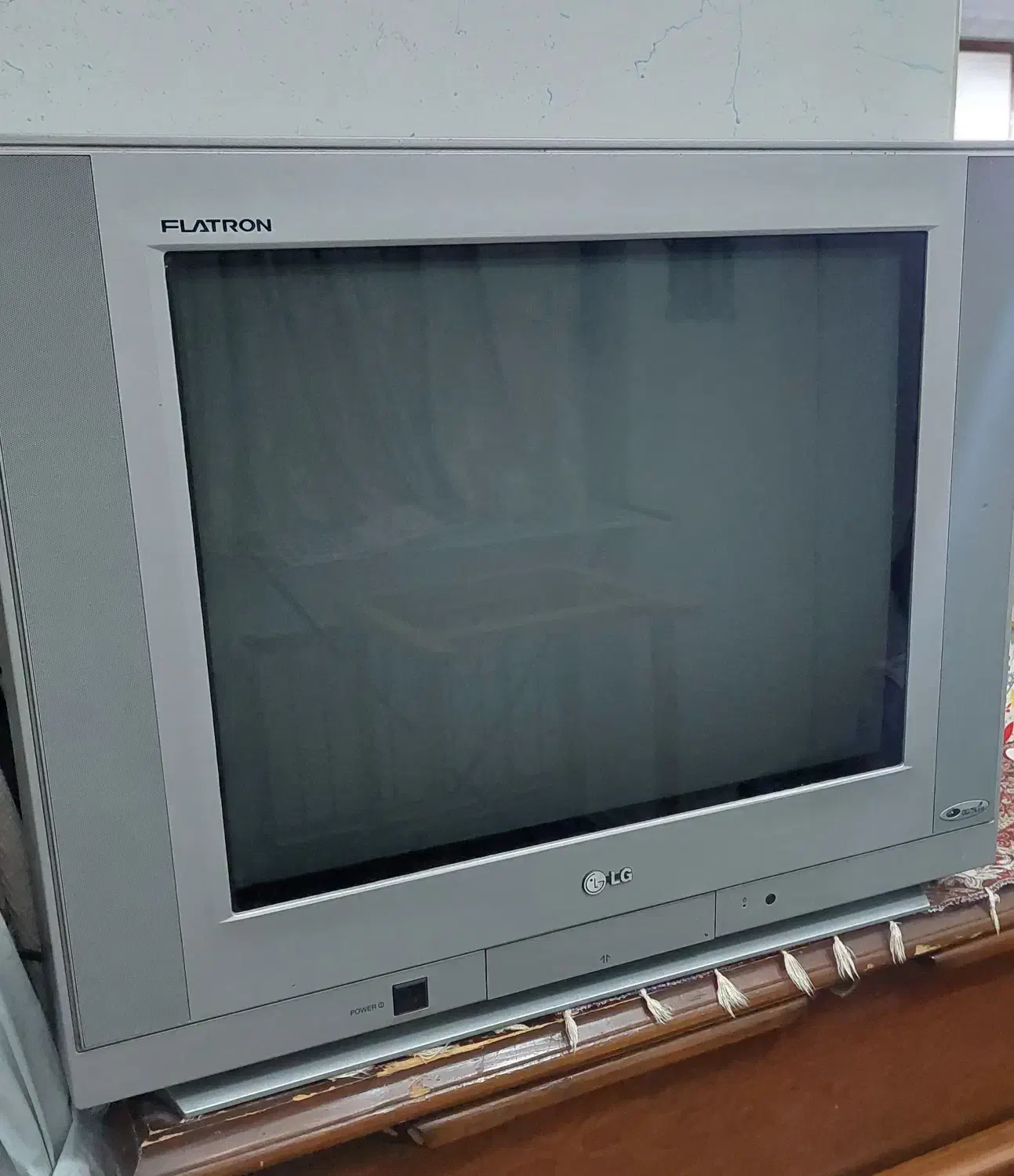 فروش تلوزیون LG طرح قدیم|تلویزیون و پروژکتور|ساری, |دیوار
