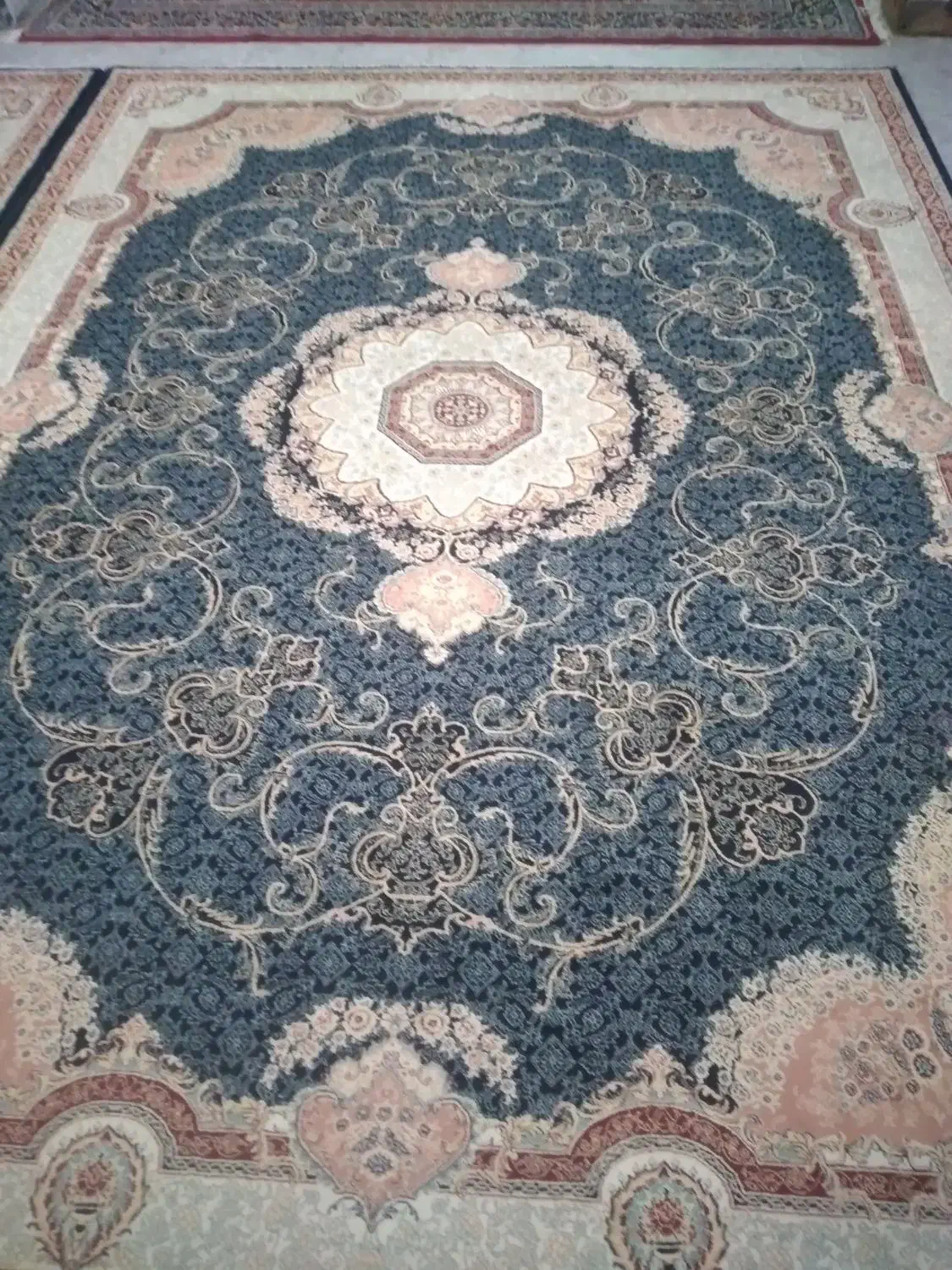 فرش ۹متری و۶متری سالم|فرش|قزوین, |دیوار