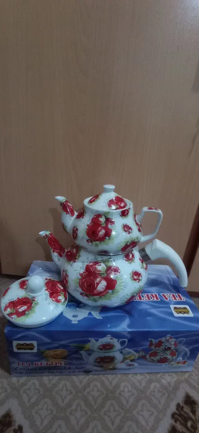 کتری و قوری|قوری، کتری، قهوهساز دستی|شوشتر, |دیوار