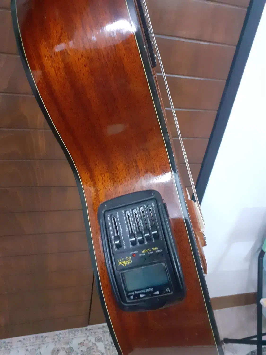 گیتار اریا Ak80 پیکاب دار تیونر دار خیلی قدیمی اصل|گیتار، بیس، امپلیفایر|بابلسر, |دیوار