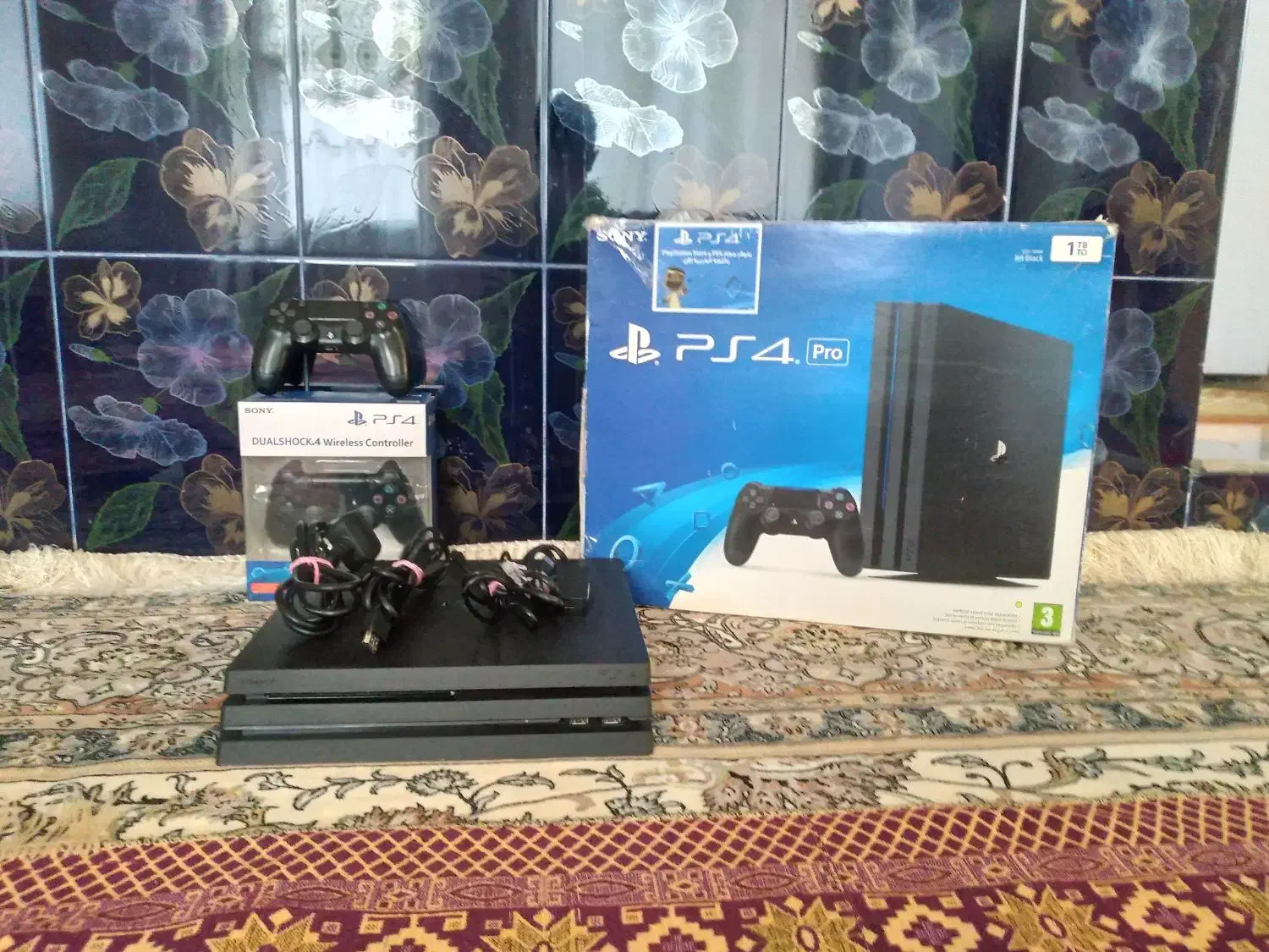 پلی‌استیشن۴پرو|کنسول، بازی ویدئویی و آنلاین|همدان, |دیوار