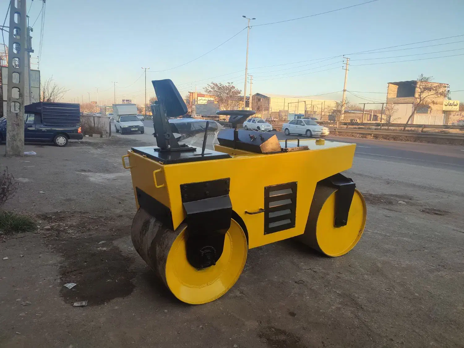 غلطک آهنی  و لاستیکی آسفالت|ماشین‌آلات صنعتی|تبریز, |دیوار