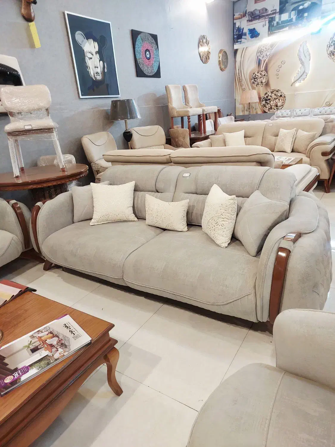 مبلمان مدرن|مبلمان خانگی و میز عسلی|رشت, حومه رشت|دیوار