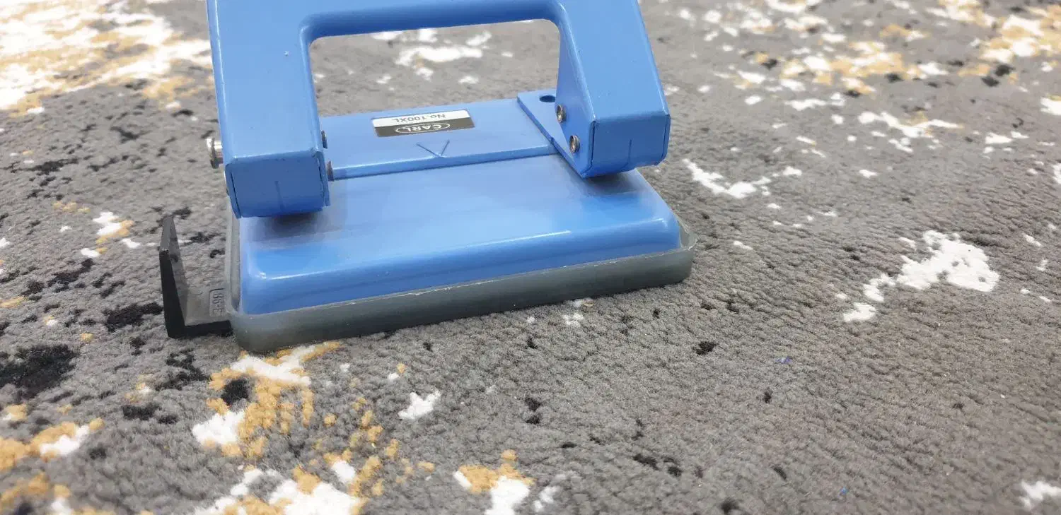 دستگاه پانچ کاغذ|لوازم التحریر|شیراز, زرگری|دیوار