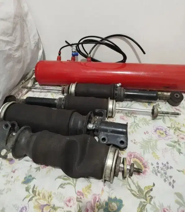 پنوماتیک ایرکرافت|قطعات یدکی و لوازم جانبی|مسجد سلیمان, |دیوار