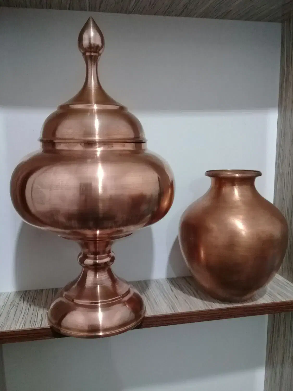 شکلات خوری و گلدان مسی|صنایع دستی و سایر لوازم تزئینی|اردبیل, |دیوار