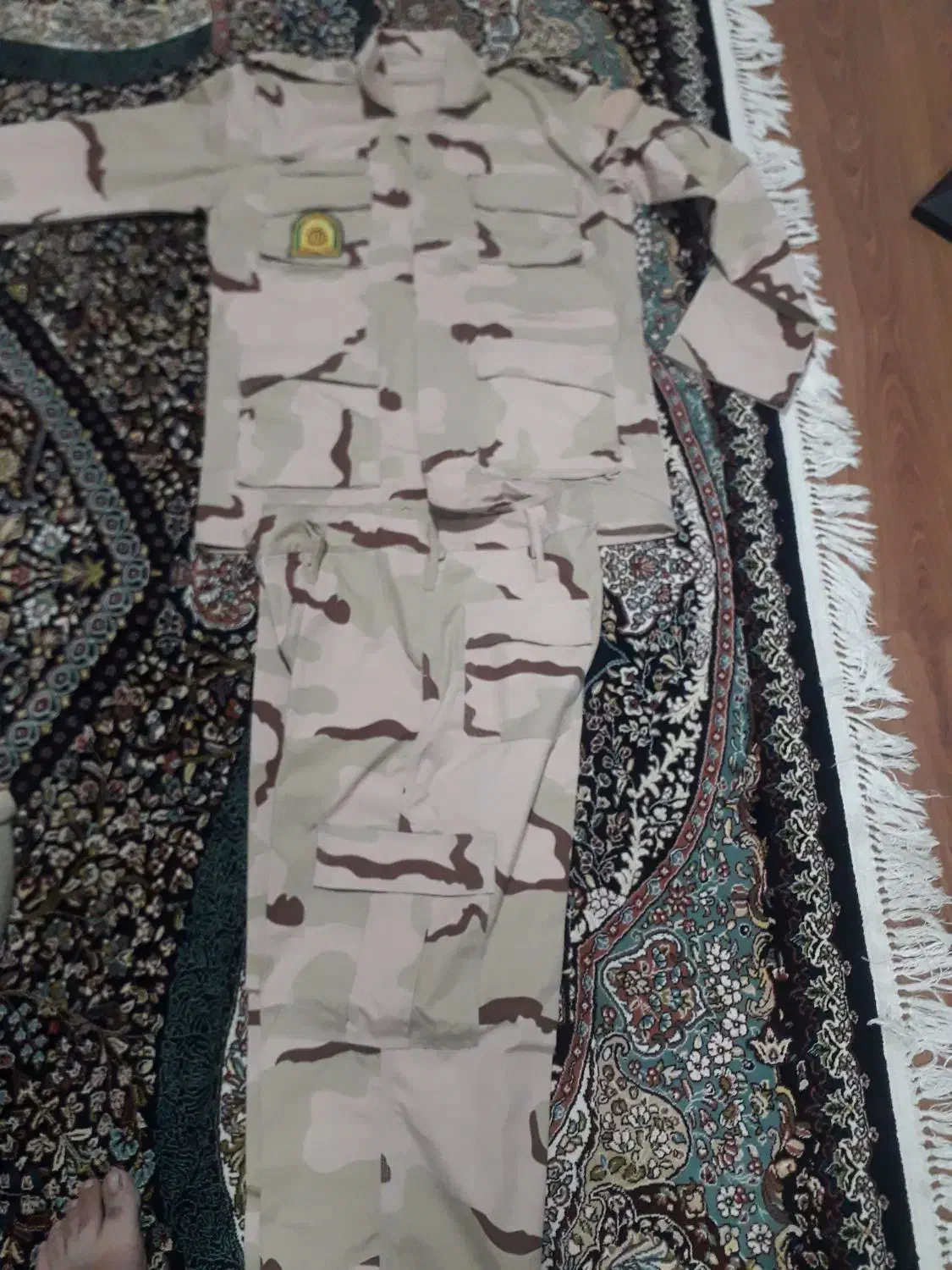 لباس مرزبانی|لباس|گنبد کاووس, |دیوار