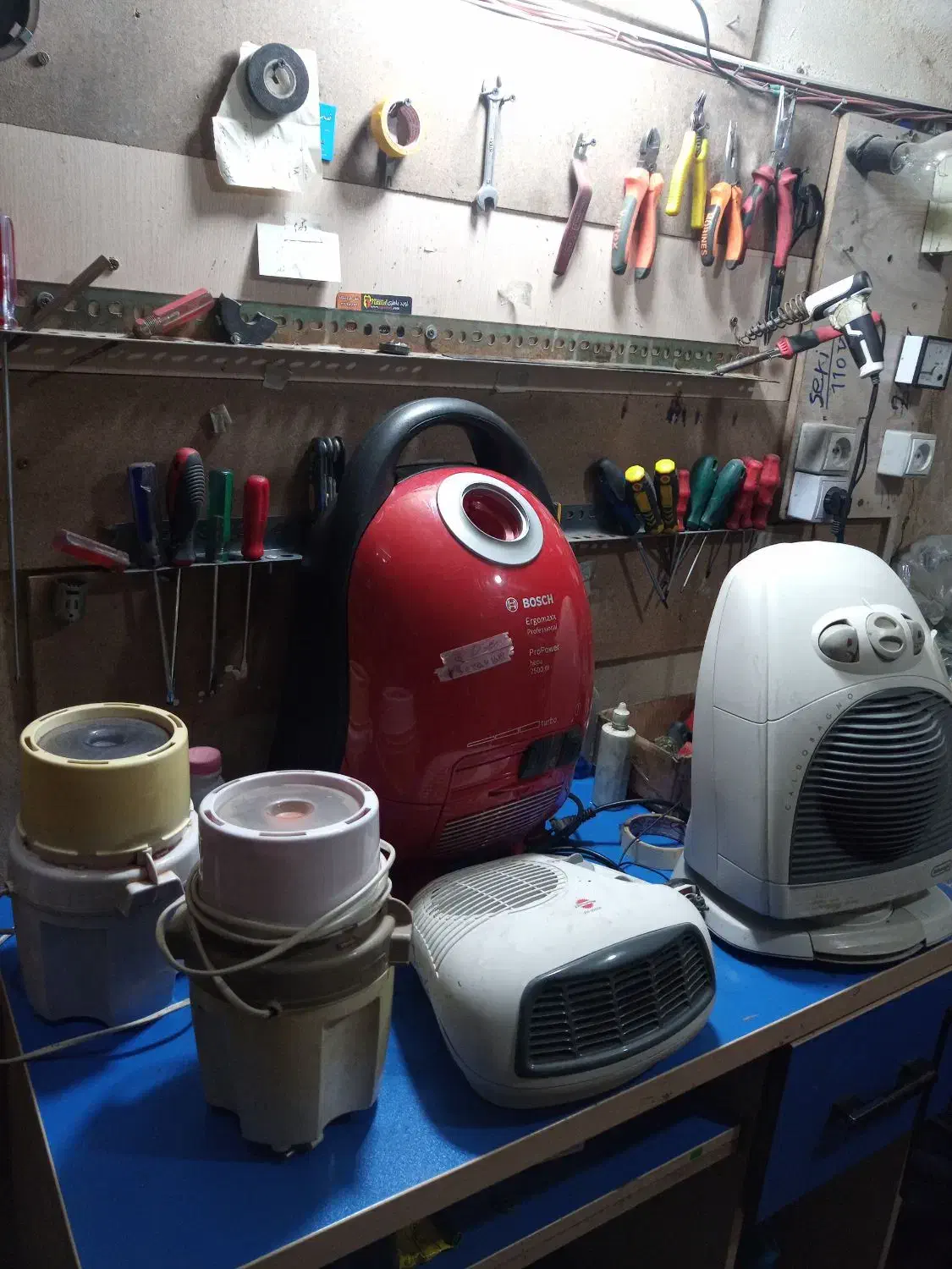 تعمیر جاروبرقی و ماکروفر|خدمات پیشه و مهارت|تهران, فلسطین (میدان انقلاب)|دیوار