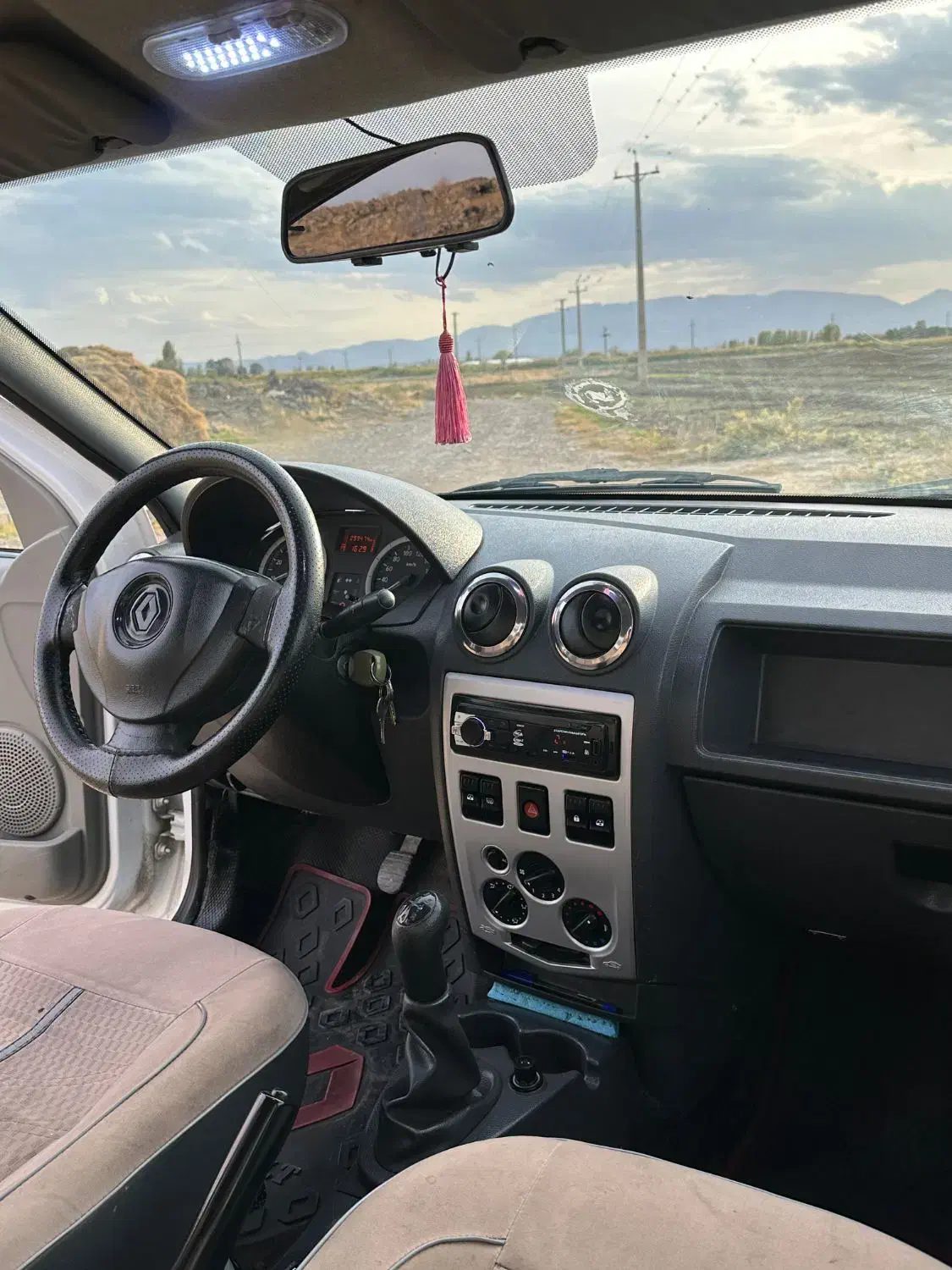 تندر ۱ل ۹۰ مدل ۹۲|خودرو سواری و وانت|ماکو, |دیوار