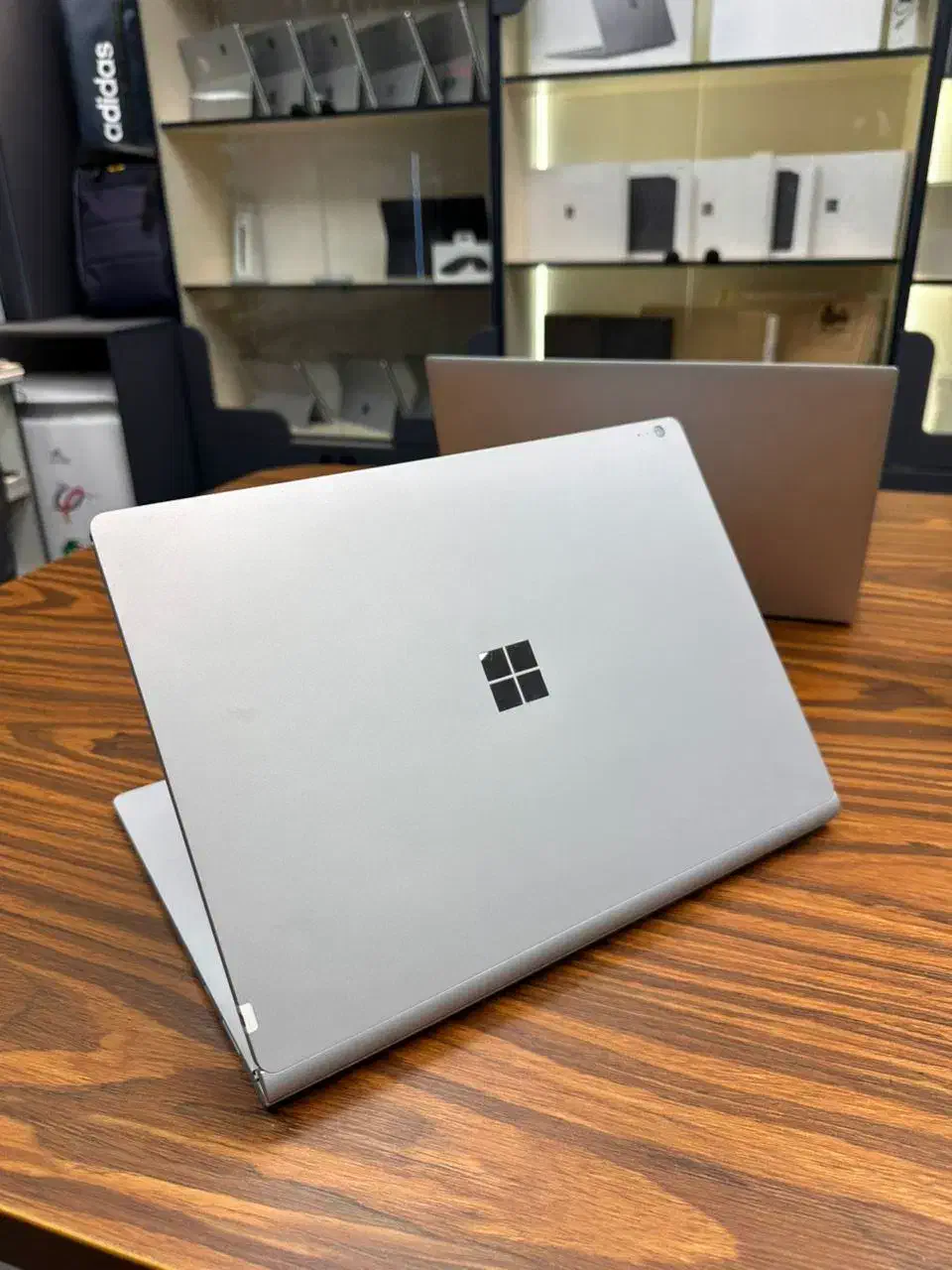 سرفیس بوک 2 - Surface Book 2|رایانه همراه|تهران, فلسطین (میدان انقلاب)|دیوار