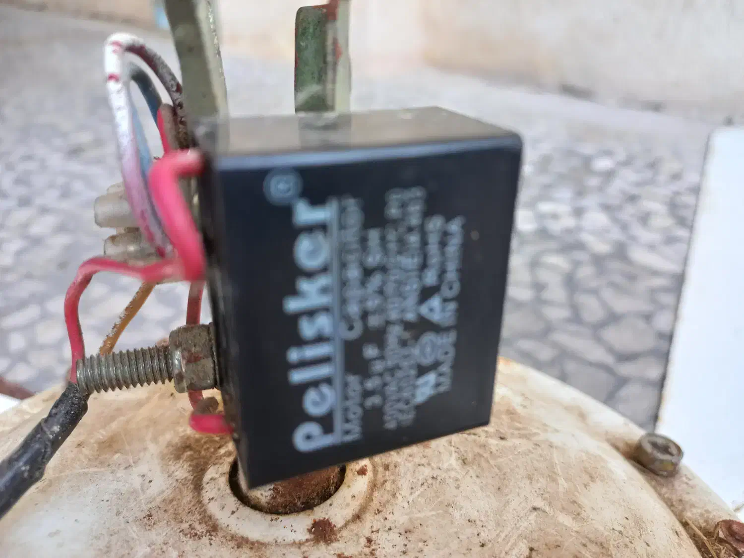 پنکه سقفی|پنکه و تصفیهکنندهٔ هوا|رشت, چمارسرا|دیوار