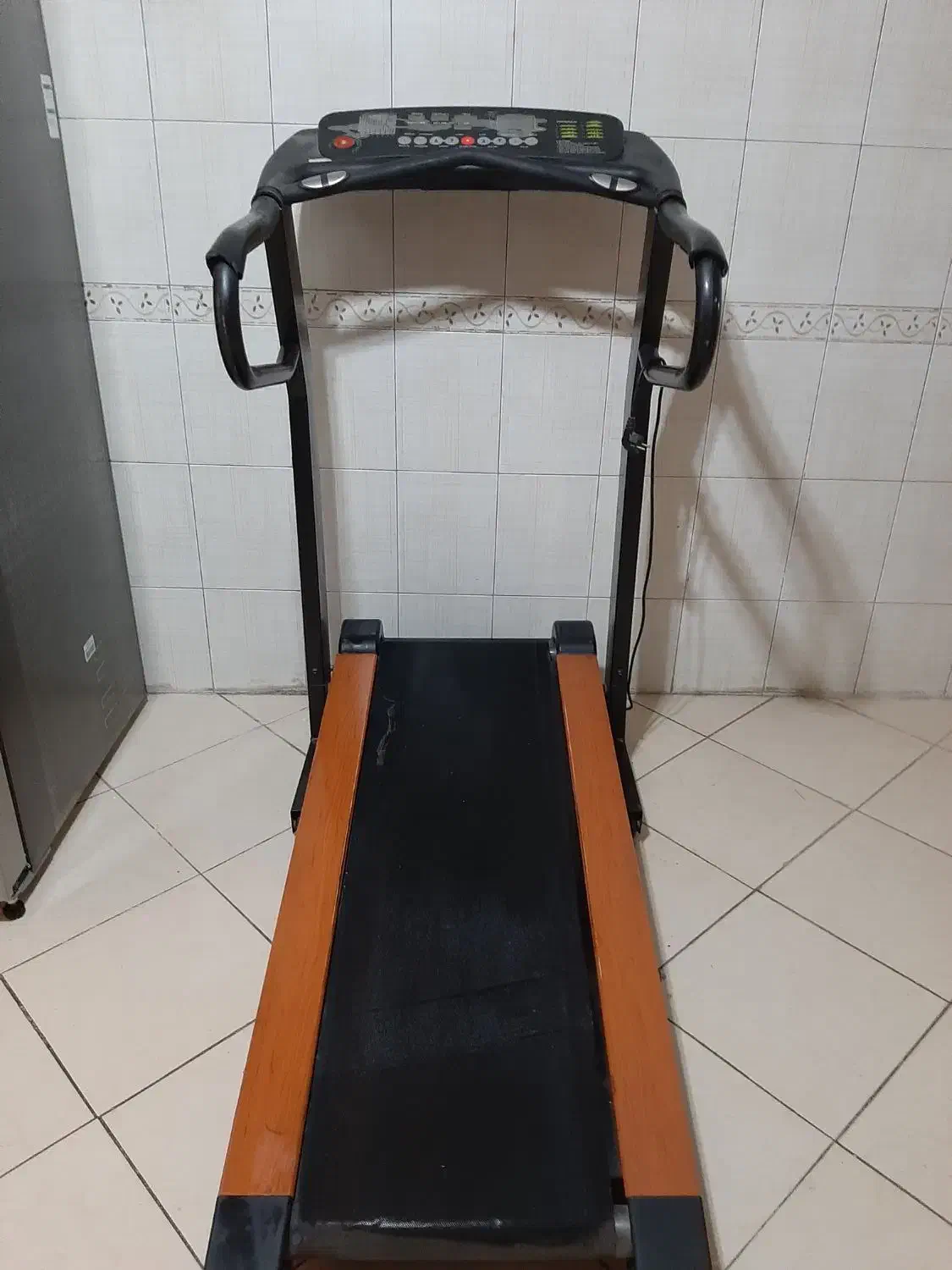 تردمیل تاشو|تجهیزات ورزشی|تهران, هفده شهریور|دیوار