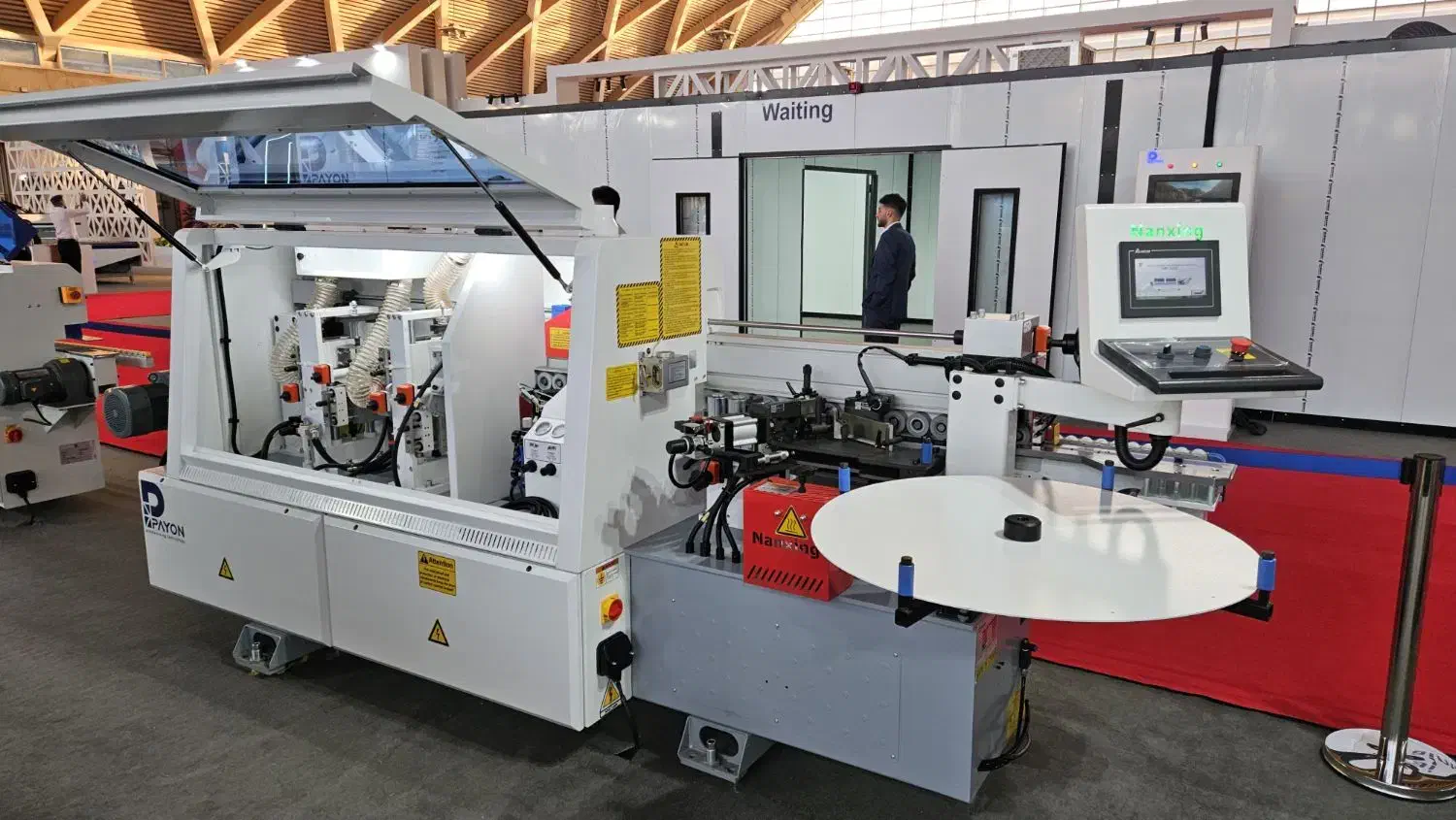 لبه چسبان پایون|ماشین‌آلات صنعتی|کرج, مجتمع صنفی صنعتی|دیوار