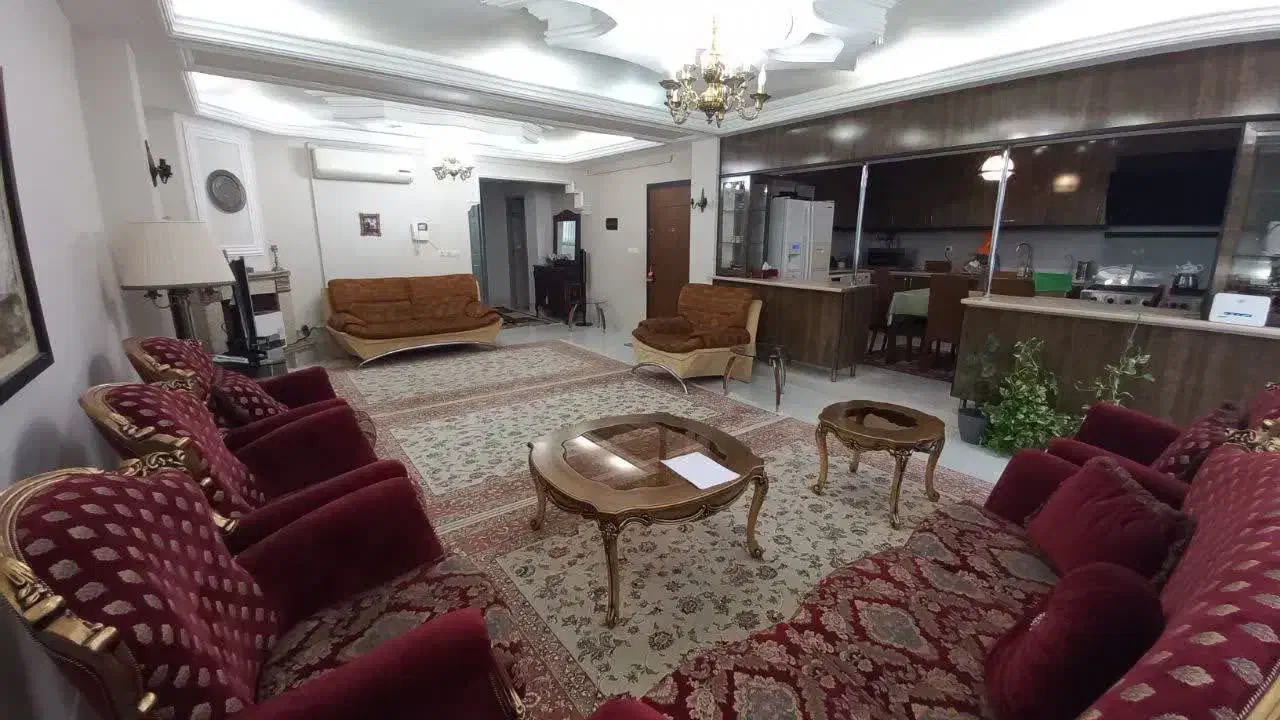 آ‌پارتمان ۱۱۰متری تک واحد چهارراه باسکول طلای سفید|اجارهٔ آپارتمان|بجنورد, |دیوار