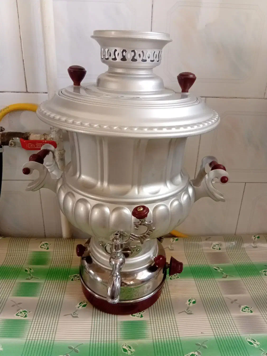 سماور کامل روحی|سماور، چای‌ساز، قهوه‌ساز|صحنه, |دیوار