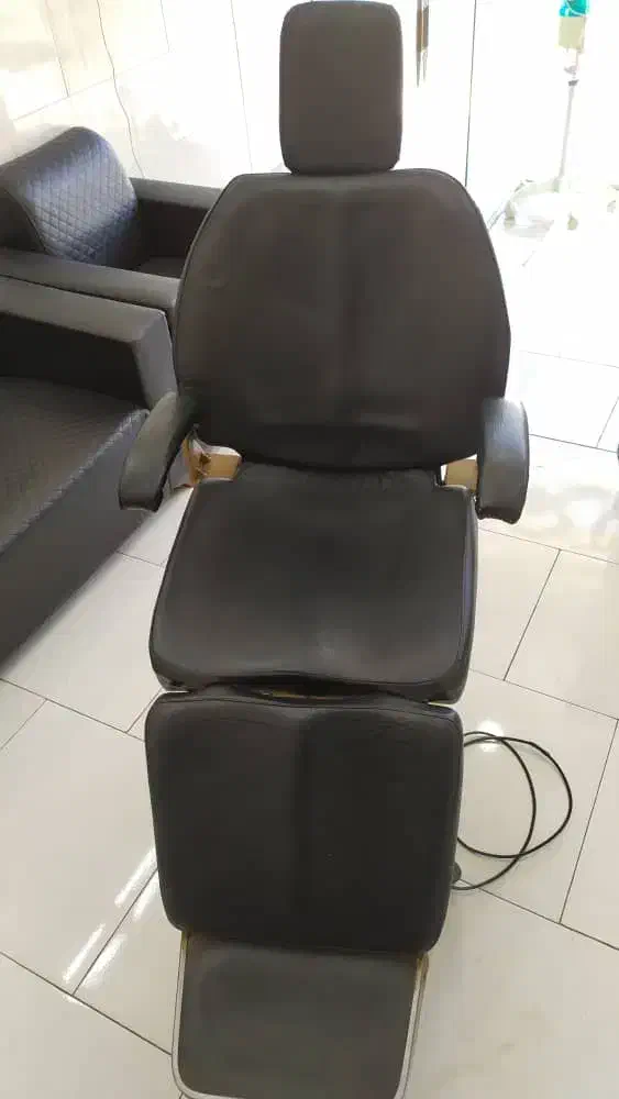 صندلی اصلاح مردانه|آرایشگاه و سالن‌های زیبایی|کاشان, شهرک ولیعصر|دیوار