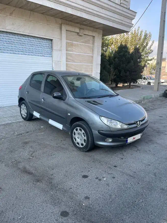 پژو ۲۰۶ تیپ ۶ اتومات(شاسی سالم)|خودرو سواری و وانت|تهران, والفجر (افسریه)|دیوار