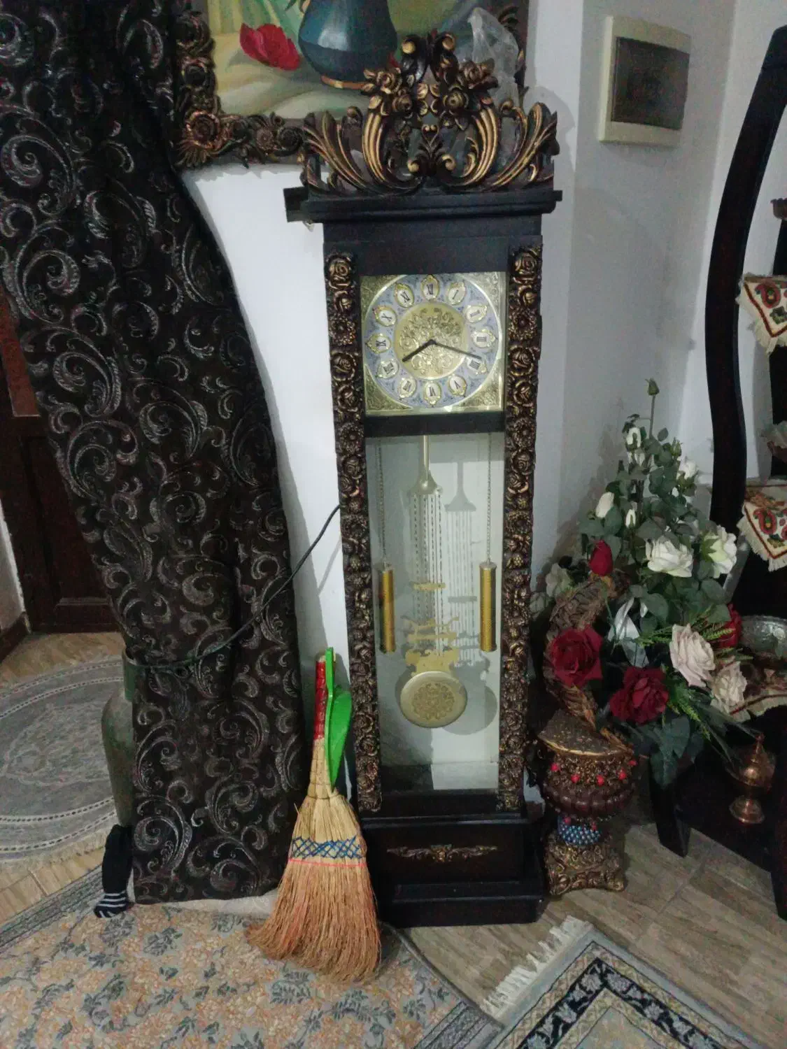 میز عسلی و ساعت ایستاده|مبلمان خانگی و میز عسلی|جیرفت, |دیوار