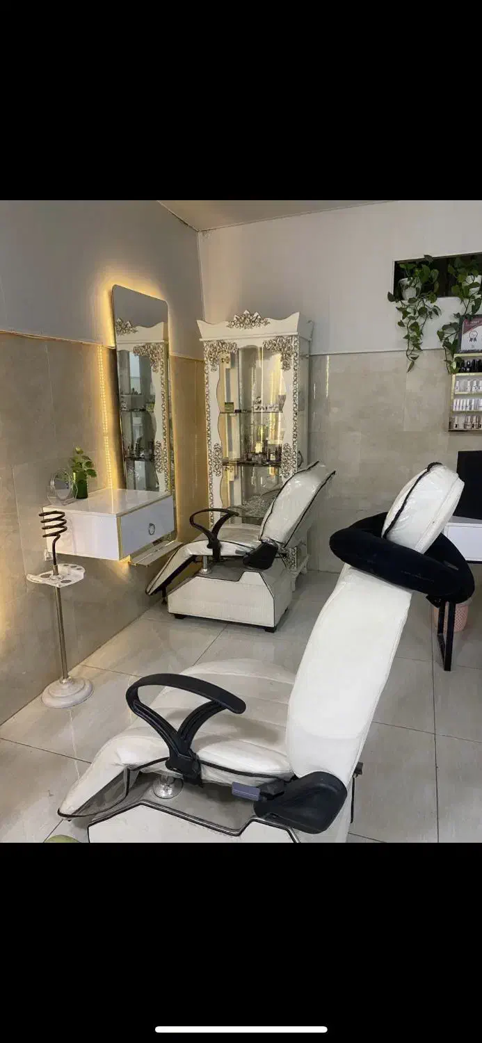 فروش لوازم سالن در حد نو|آرایشگاه و سالن‌های زیبایی|رشت, گیل|دیوار