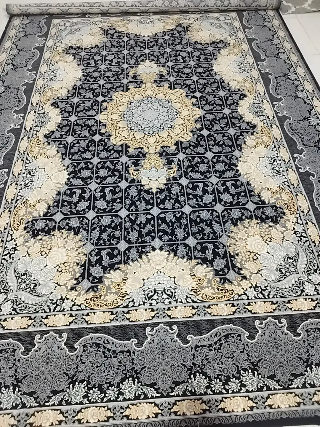 فرش ۹ متری ۷۰۰ شانه|فرش|بوئین زهرا, |دیوار