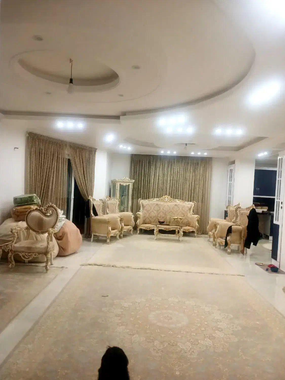 آپارتمان ۲۰۰ متری نوساز در شهرک سازان برای رهن|اجارهٔ آپارتمان|قم, پردیسان|دیوار