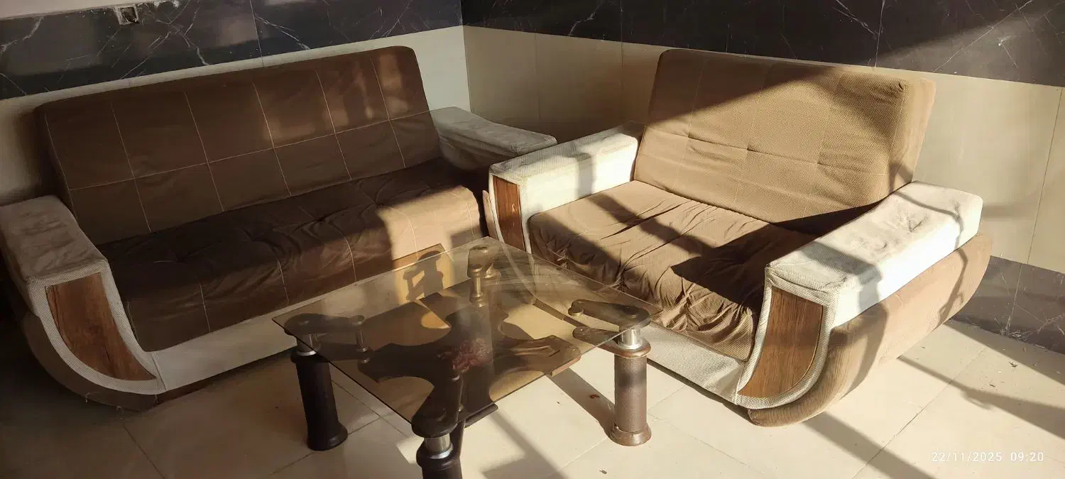 مبل و میز|مبلمان خانگی و میز عسلی|فومن, |دیوار