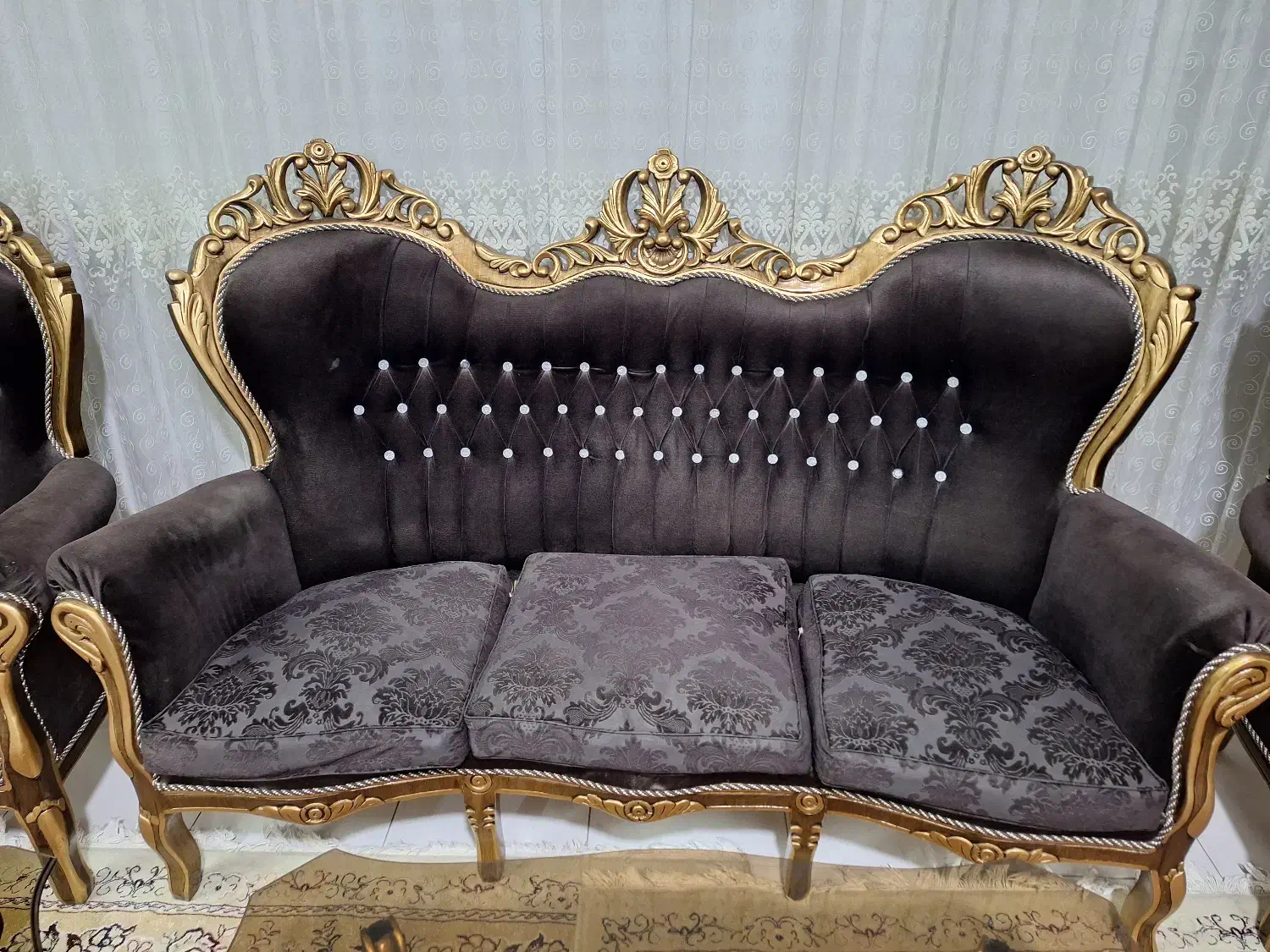 مبلمان سلطنتی|مبلمان خانگی و میز عسلی|اصفهان, آهنگران|دیوار